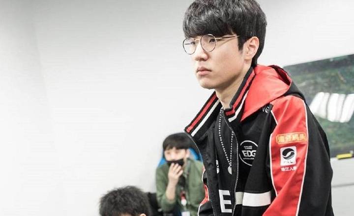 打破了外界 打破了外界