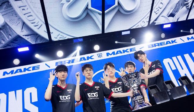 武切维奇的 武切维奇的