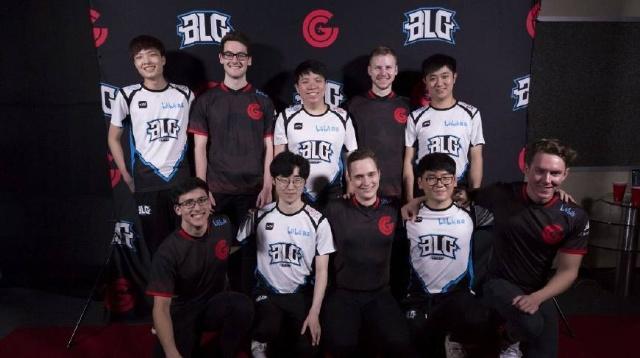 在詹姆斯职 在詹姆斯职