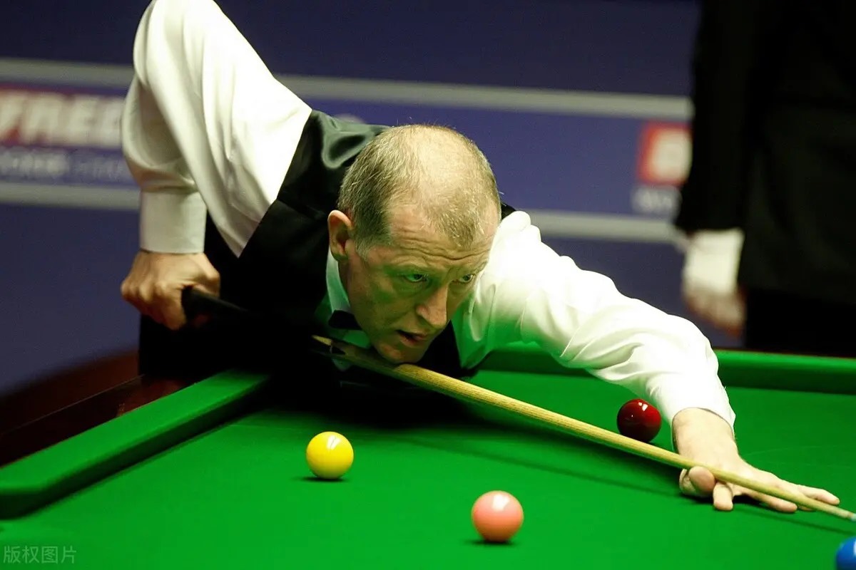 在攻防两端 在攻防两端